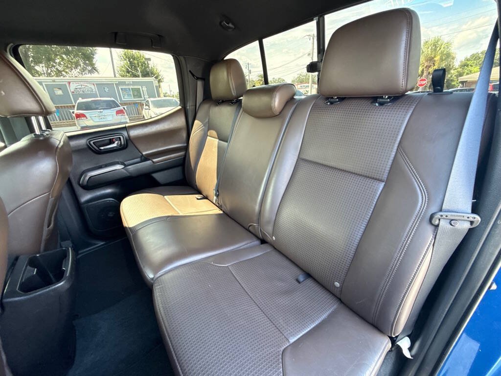 Used 2016 Toyota Tacoma Limited w/ Towing Package RWD image 25