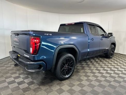 Used 2020 GMC Sierra 1500 Elevation w/ Elevation Value Package image 3