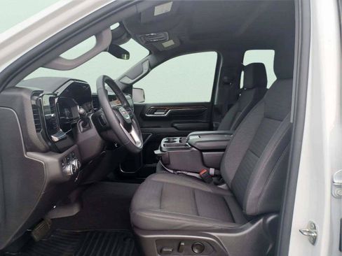 Used 2024 GMC Sierra 1500 4x4 Crew Cab Elevation image 10
