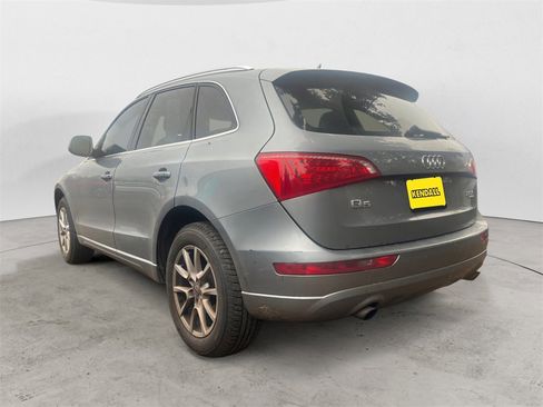 Used 2011 Audi Q5 2.0T Premium Plus image 2