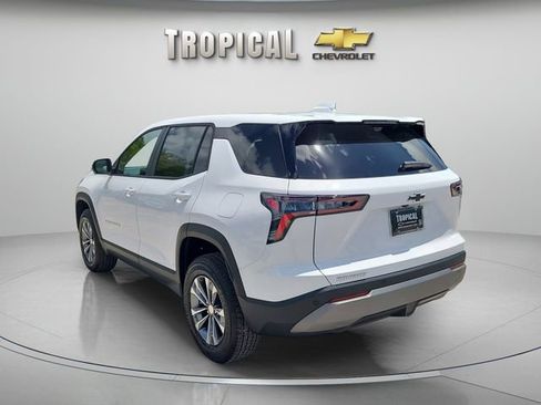 New 2026 Chevrolet Equinox LT FWD image 2
