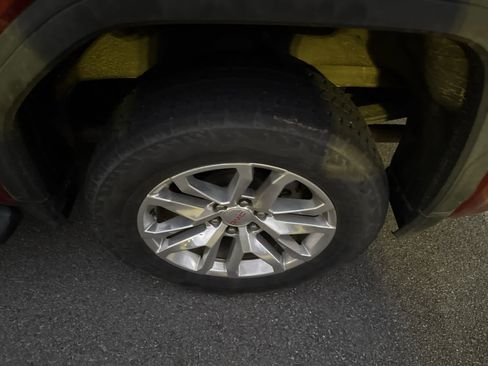 Used 2019 GMC Sierra 1500 SLT w/ SLT Premium Plus Package image 6