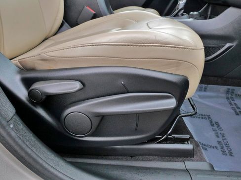 Used 2018 Jeep Cherokee Limited image 13