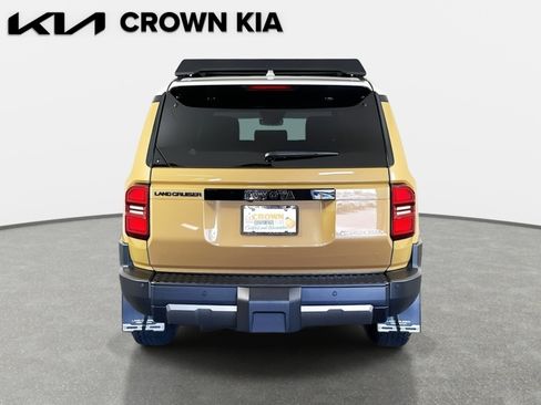 Used 2024 Toyota Land Cruiser image 7