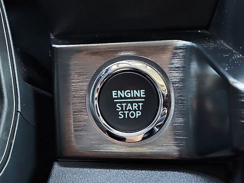 Used 2024 Ford F250 Lariat w/ Lariat Ultimate Package image 25