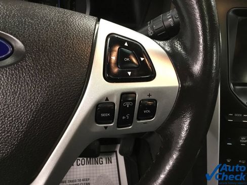 Used 2013 Ford Explorer XLT AWD/4WD image 46