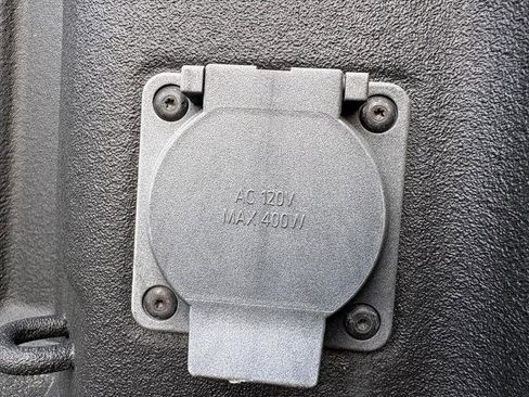 Certified 2024 Chevrolet Silverado 2500 LT image 23