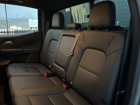 Used 2023 Chevrolet Colorado LT w/ LT Convenience Package III image 27