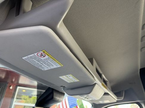 Used 2019 Ford Transit 250 148 Medium Roof RWD image 15