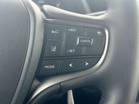 Used 2024 Lexus UX 250h FWD w/ Premium Package image 26