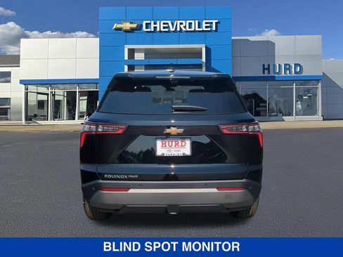 New 2026 Chevrolet Equinox LT w/ Convenience Package II AWD/4WD image 6
