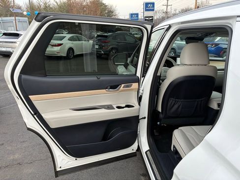 Used 2024 Hyundai Palisade Limited image 47