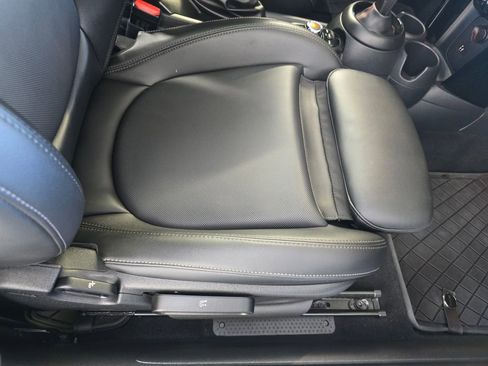 Used 2020 MINI Cooper S w/ Premium Package image 24