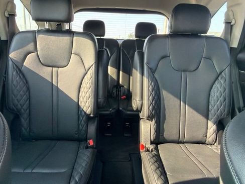 Used 2023 Kia Sorento SX AWD/4WD image 25