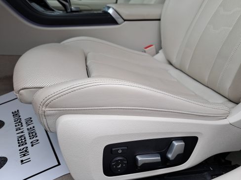 Certified 2025 BMW 840i image 30