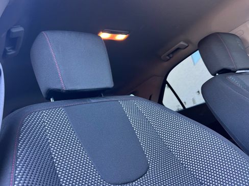 Used 2017 Chevrolet Equinox LT w/ Convenience Package FWD image 21