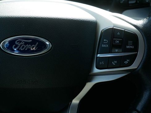 Certified 2021 Ford Explorer XLT w/ Equipment Group 202A image 20