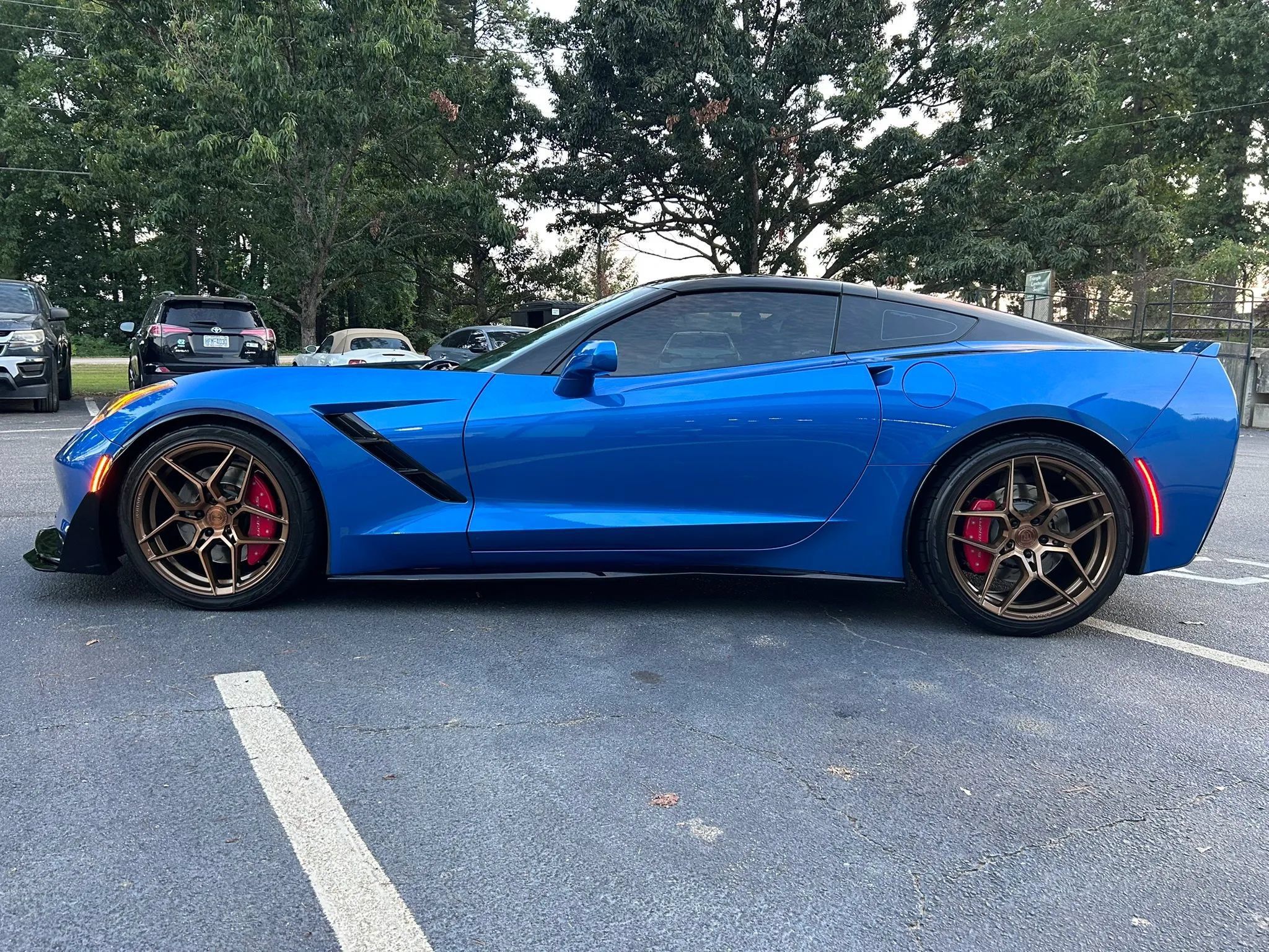 Used 2016 Chevrolet Corvette Stingray Coupe w/ 2LT Preferred Equipment Group RWD image 10