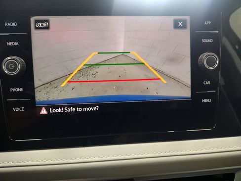 New 2026 Volkswagen Taos SE AWD/4WD image 8