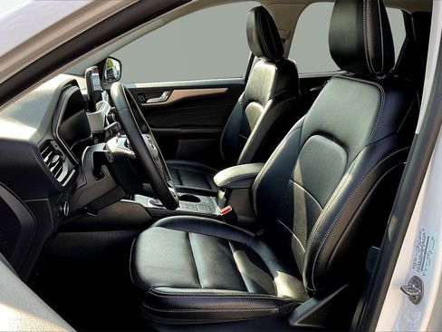 Used 2022 Ford Escape SEL w/ Technology Package image 24