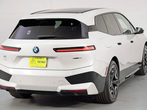 Used 2022 BMW iX xDrive50 w/ Sport Package image 57