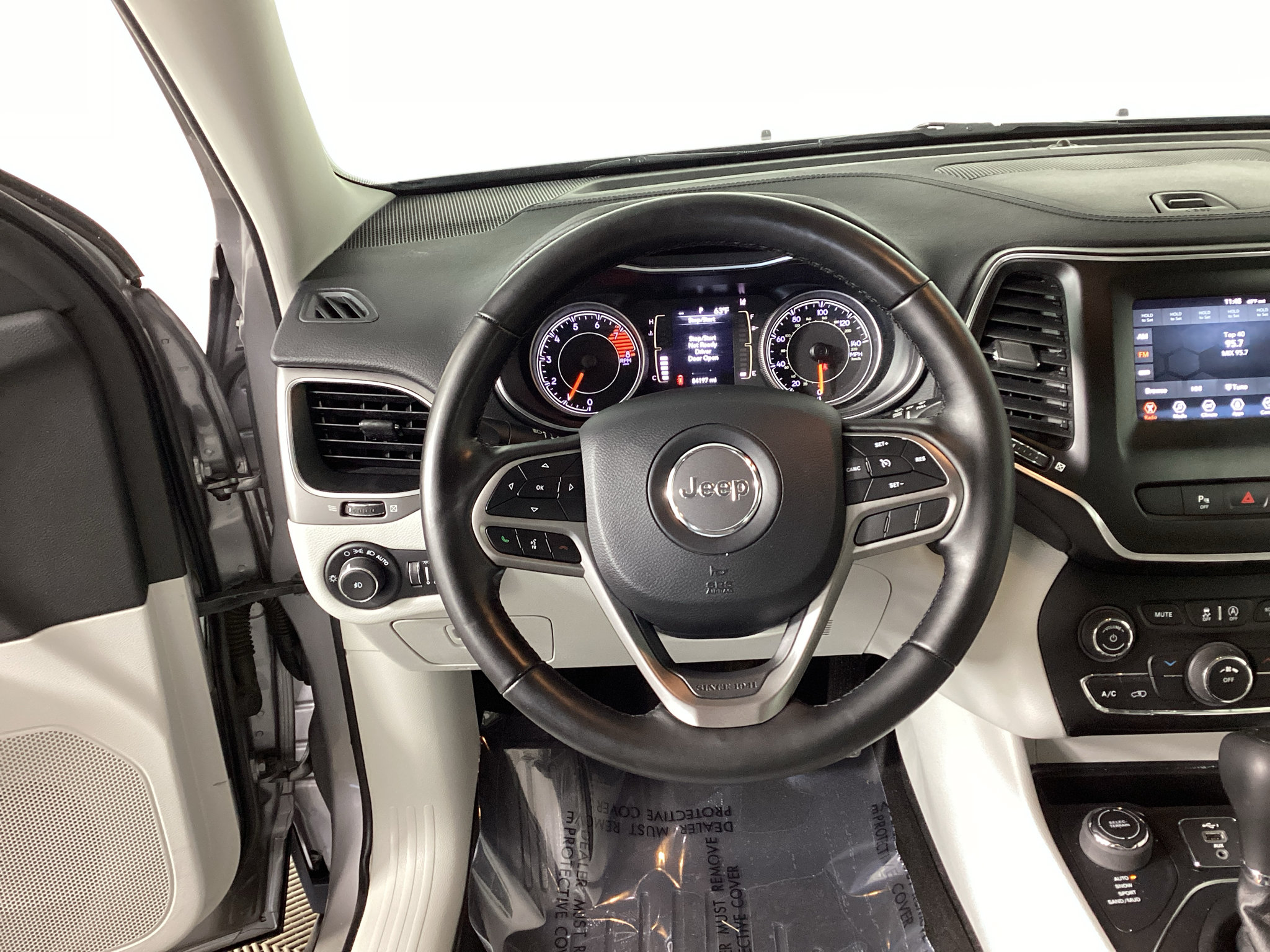 Used 2020 Jeep Cherokee Latitude Lux w/ Trailer Tow Group AWD/4WD image 20