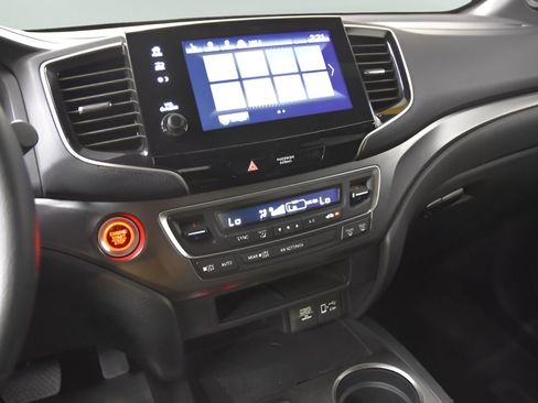 Used 2021 Honda Passport Sport image 25