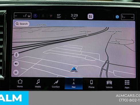 Used 2023 Chrysler Pacifica Limited image 31