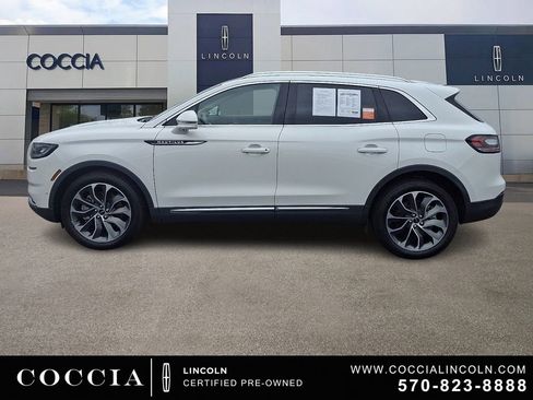 Certified 2022 Lincoln Nautilus Reserve w/ Equipment Group 201A AWD/4WD image 7