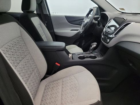 Used 2022 Chevrolet Equinox LT image 21