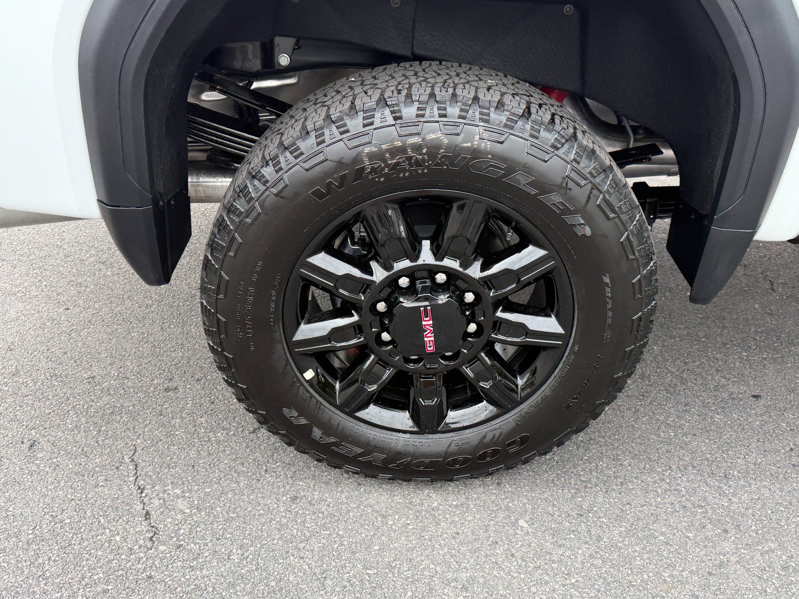 New 2026 GMC Sierra 3500 AT4 AWD/4WD image 11
