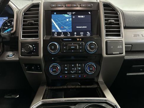 Used 2017 Ford F250 Lariat w/ Lariat Ultimate Package image 9