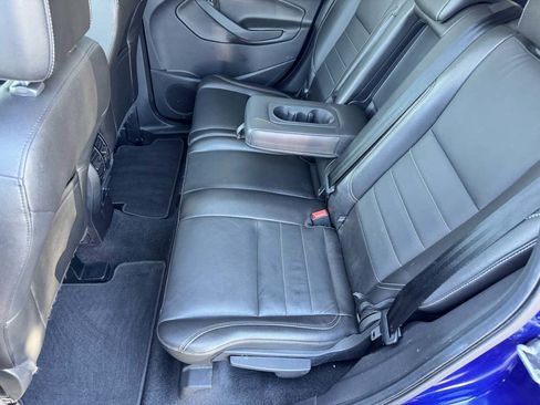 Used 2015 Ford Escape Titanium w/ Equipment Group 301A AWD/4WD image 31