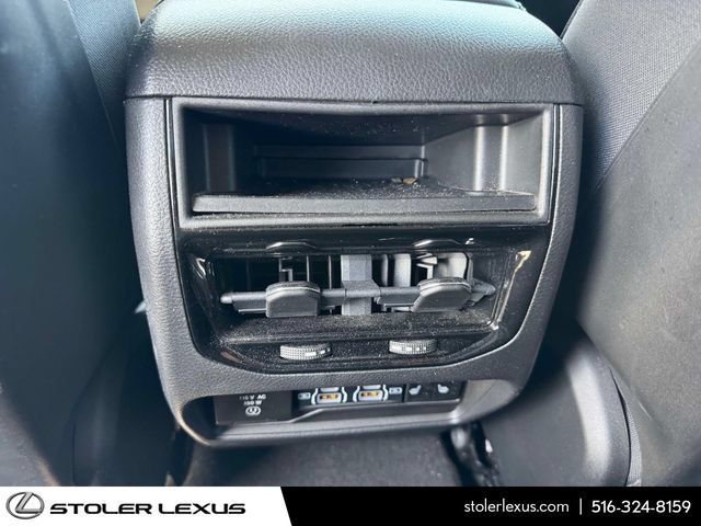 Used 2023 Jeep Grand Cherokee Limited AWD/4WD image 18
