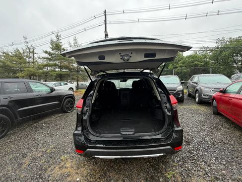 Used 2020 Nissan Rogue S AWD/4WD image 13