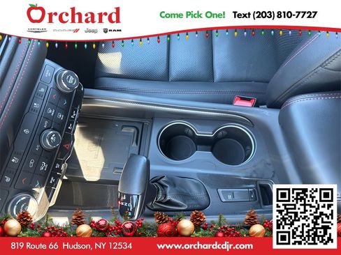 Used 2024 Dodge Durango R/T w/ Blacktop Package image 19