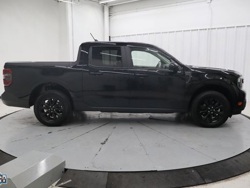 Used 2024 Ford Maverick Lariat w/ Black Appearance Package image 2