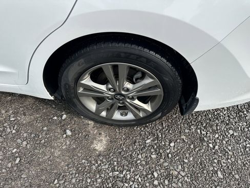 Used 2018 Hyundai Elantra SEL image 19