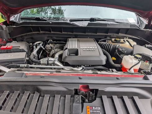Used 2023 Chevrolet Silverado 1500 High Country w/ High Country Premium Package AWD/4WD image 13