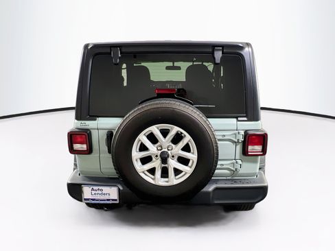 Used 2023 Jeep Wrangler Sport AWD/4WD image 6