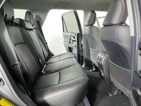 Used 2020 Toyota 4Runner Venture AWD/4WD image 15