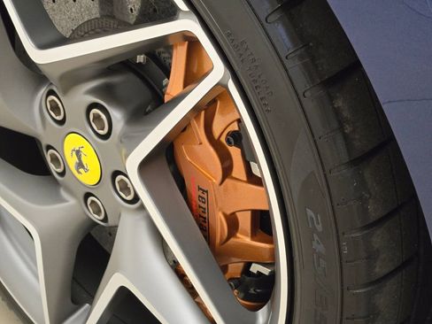 Used 2022 Ferrari F8 Tributo image 14