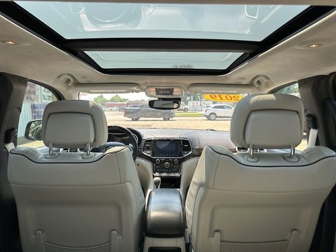 Used 2019 Jeep Grand Cherokee Summit image 41