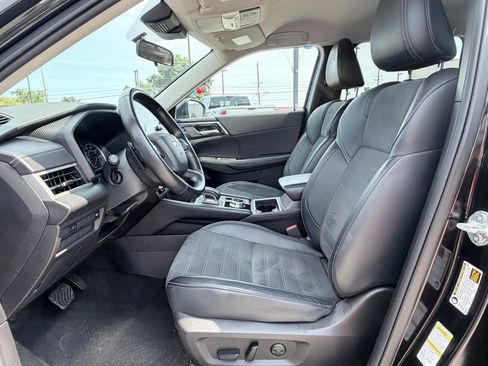 Used 2024 Mitsubishi Outlander SE FWD image 21