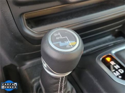 Used 2020 Jeep Gladiator Overland image 29