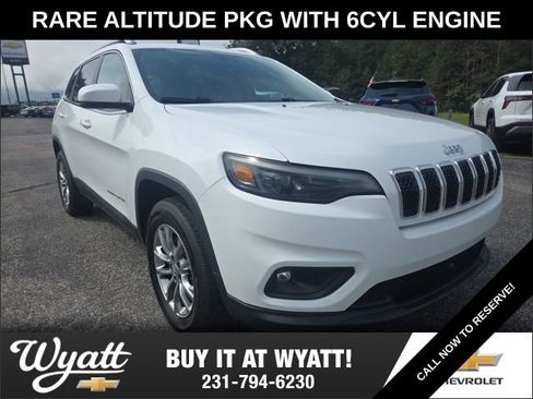 Used 2020 Jeep Cherokee Latitude Lux w/ Quick Order Package 26H Lux AWD/4WD image 1