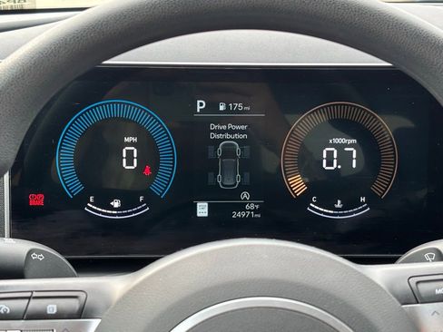 Used 2025 Hyundai Tucson SEL image 25