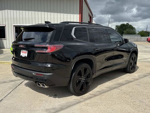 Used 2024 GMC Acadia Elevation w/ Black Edition FWD image 7