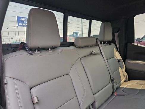 Certified 2021 Chevrolet Silverado 1500 LTZ w/ LTZ Premium Package AWD/4WD image 20