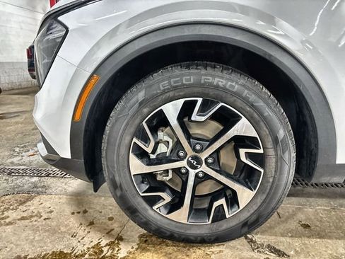 Certified 2023 Kia Sportage EX image 20